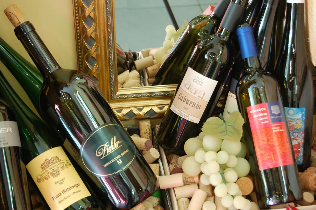 博克“罗特哈恩”酒店 圣珀尔滕 外观 照片